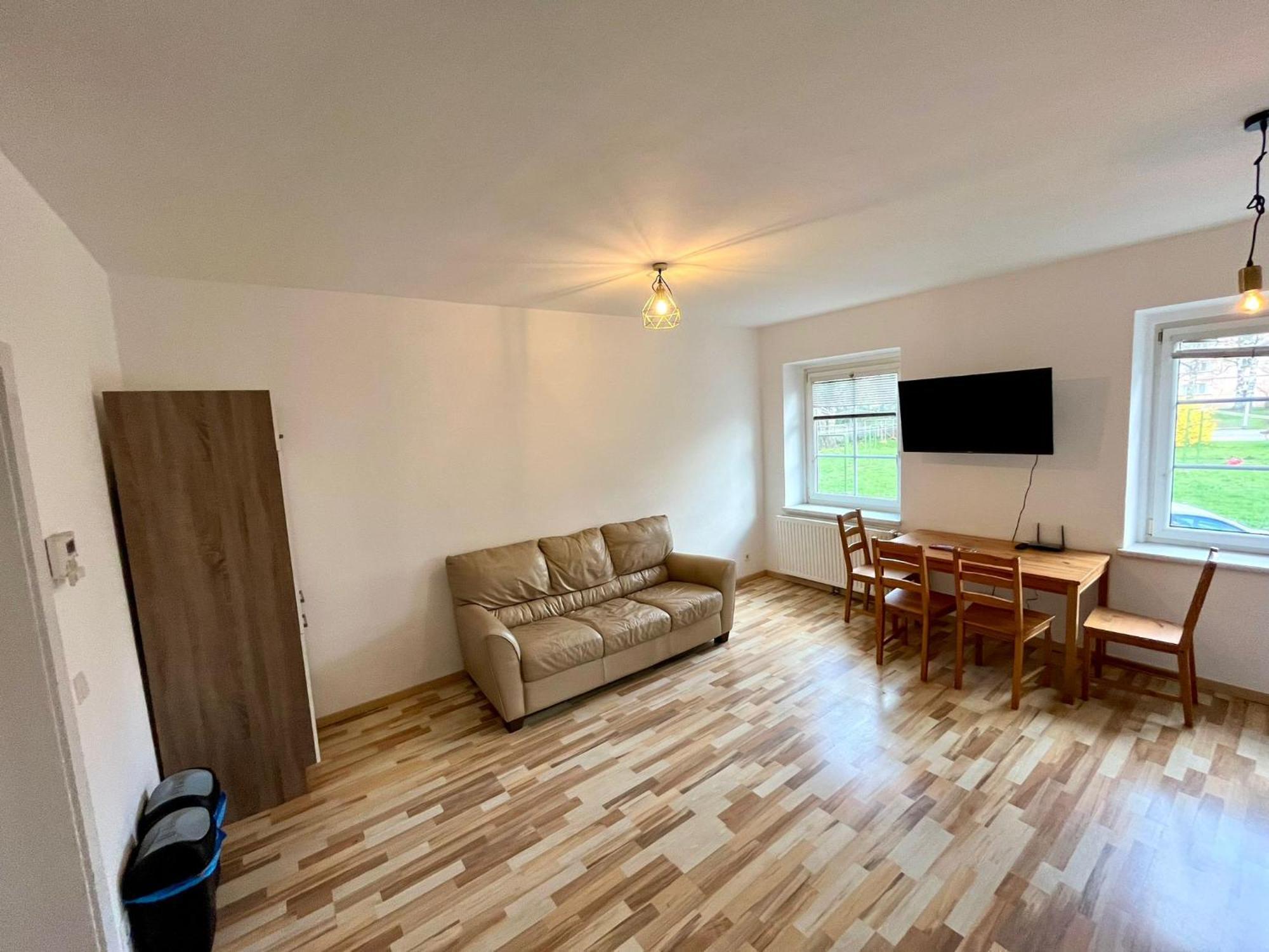 Monteurwohnung Leoben, Zentral レオーベン エクステリア 写真